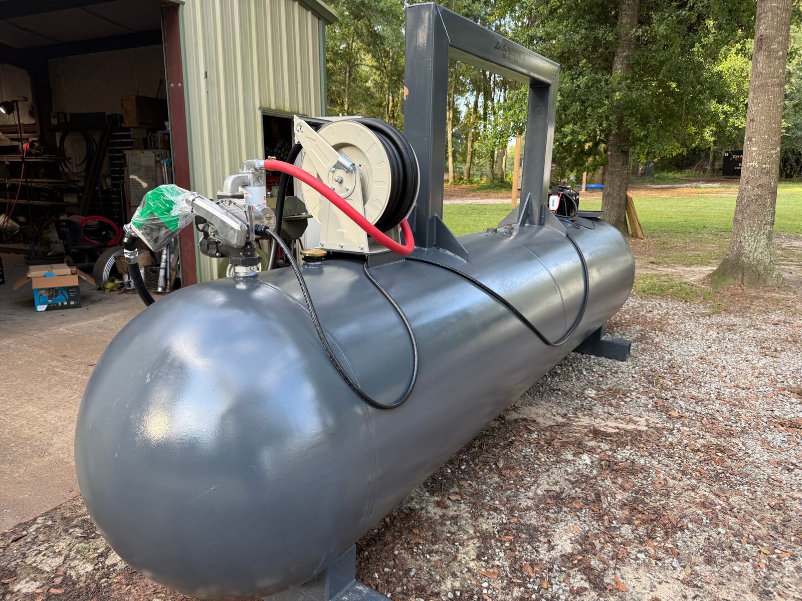 1000 Gallon Reconditioned Fuel Storage Tank for Diesel or Gasoline w/optional accessories - Image 2