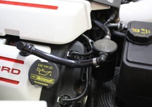 J&L Oil Separator 3.0 Passenger Side, Black Anodized – 3011P-B