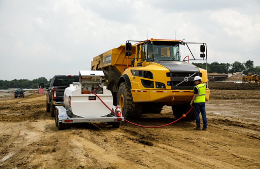 Diesel & DEF Fuel Service - Direct to Fleet, Vehicle, Equipment or Tank DD
