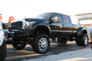 2011-2016 Ford Super Duty F450 – F550 Winch Bumper w/ Pre-Runner Grill Guard