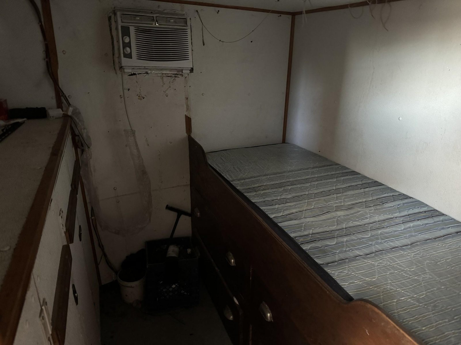1972 Commercial Shrimp Freezer Trawler | 72ft - Image 9