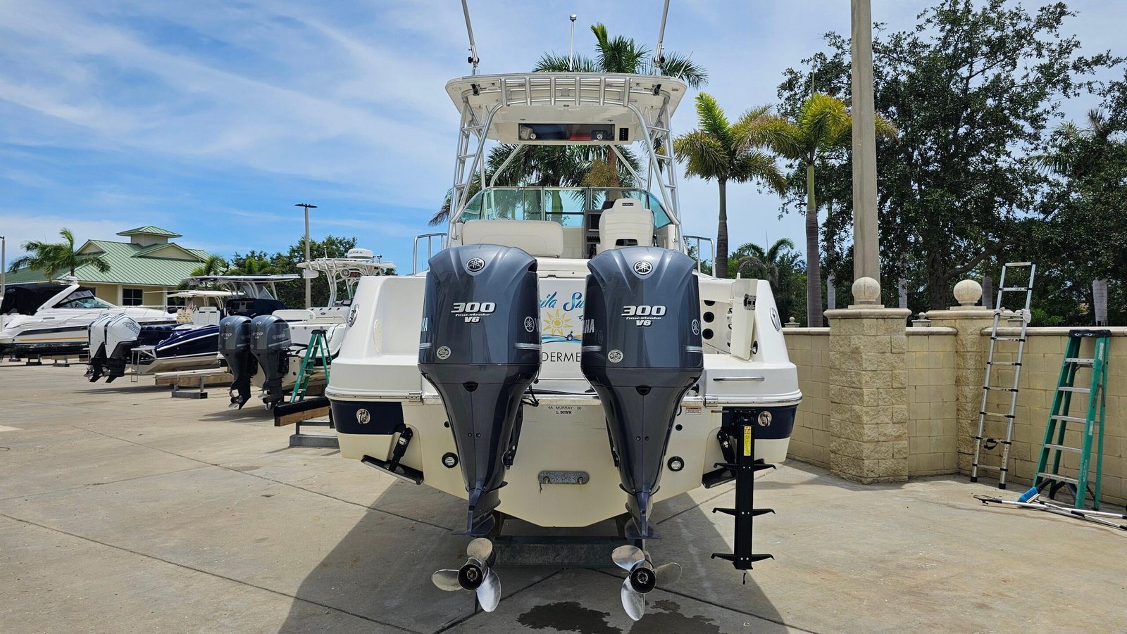 2013 Robalo R305 Walkaround | 29ft - Image 3