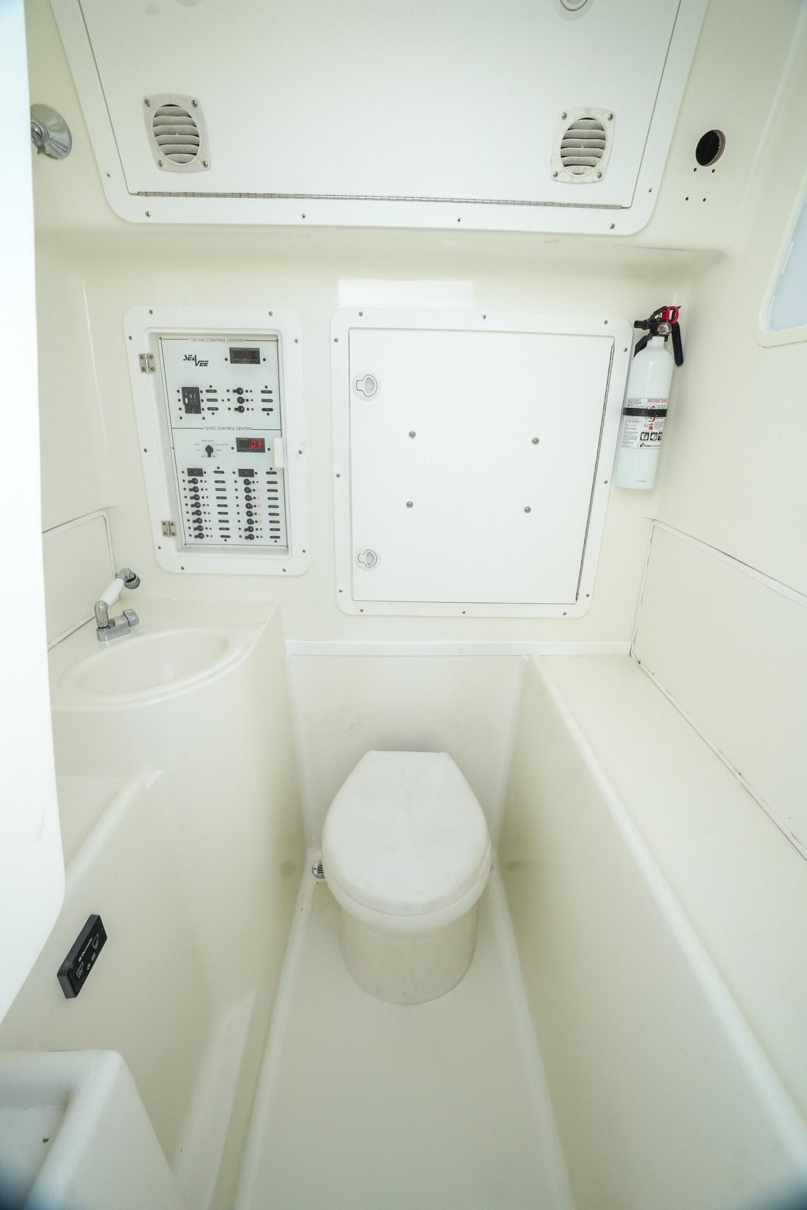 2013 SeaVee 390B | 39ft - Image 32