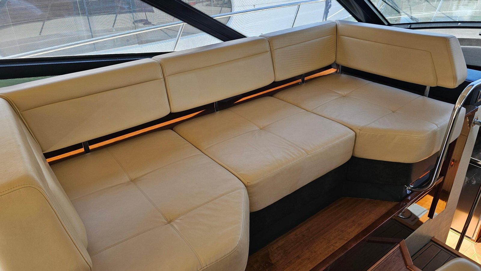 2016 Sea Ray 470 Sundancer | 47ft - Image 17