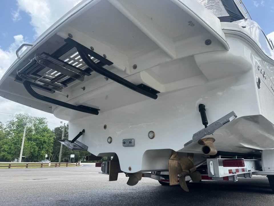 2017 Sea Ray Sundancer 350 Coupe | 35ft - Image 7