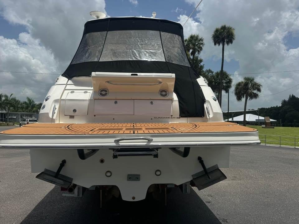2017 Sea Ray Sundancer 350 Coupe | 35ft - Image 6