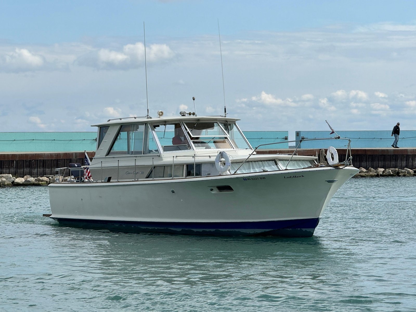 1969 Chris-Craft Commander | 38ft - Image 38