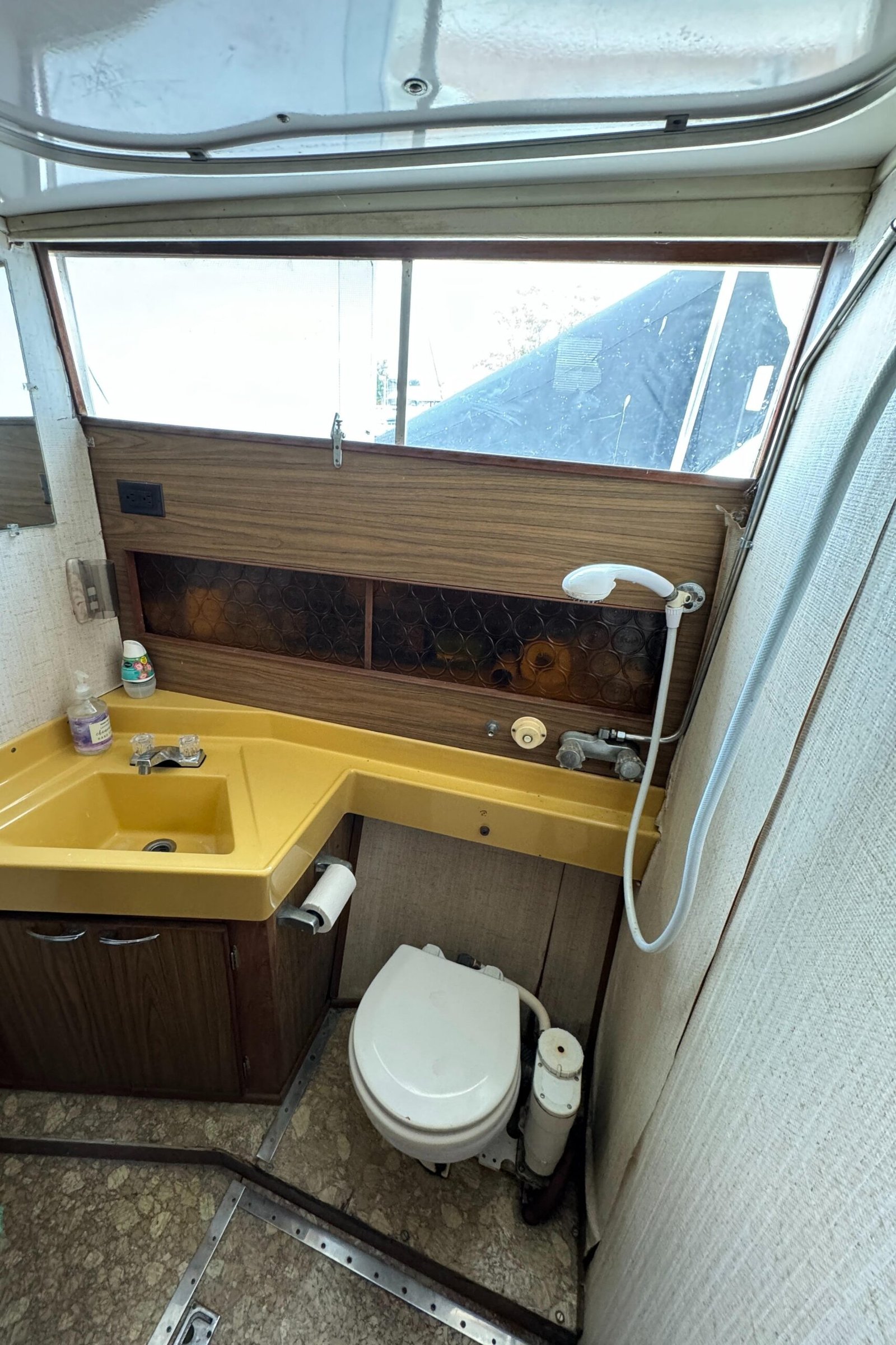 1969 Chris-Craft Commander | 38ft - Image 70