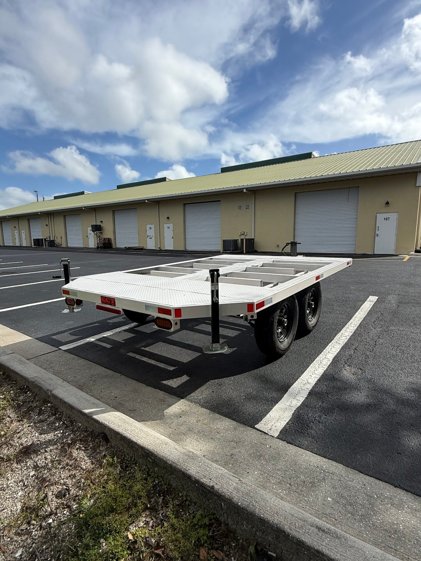 Fuel Tank Trailer - Double 500G Capacity - Brand New with Stabilizers - Image 3