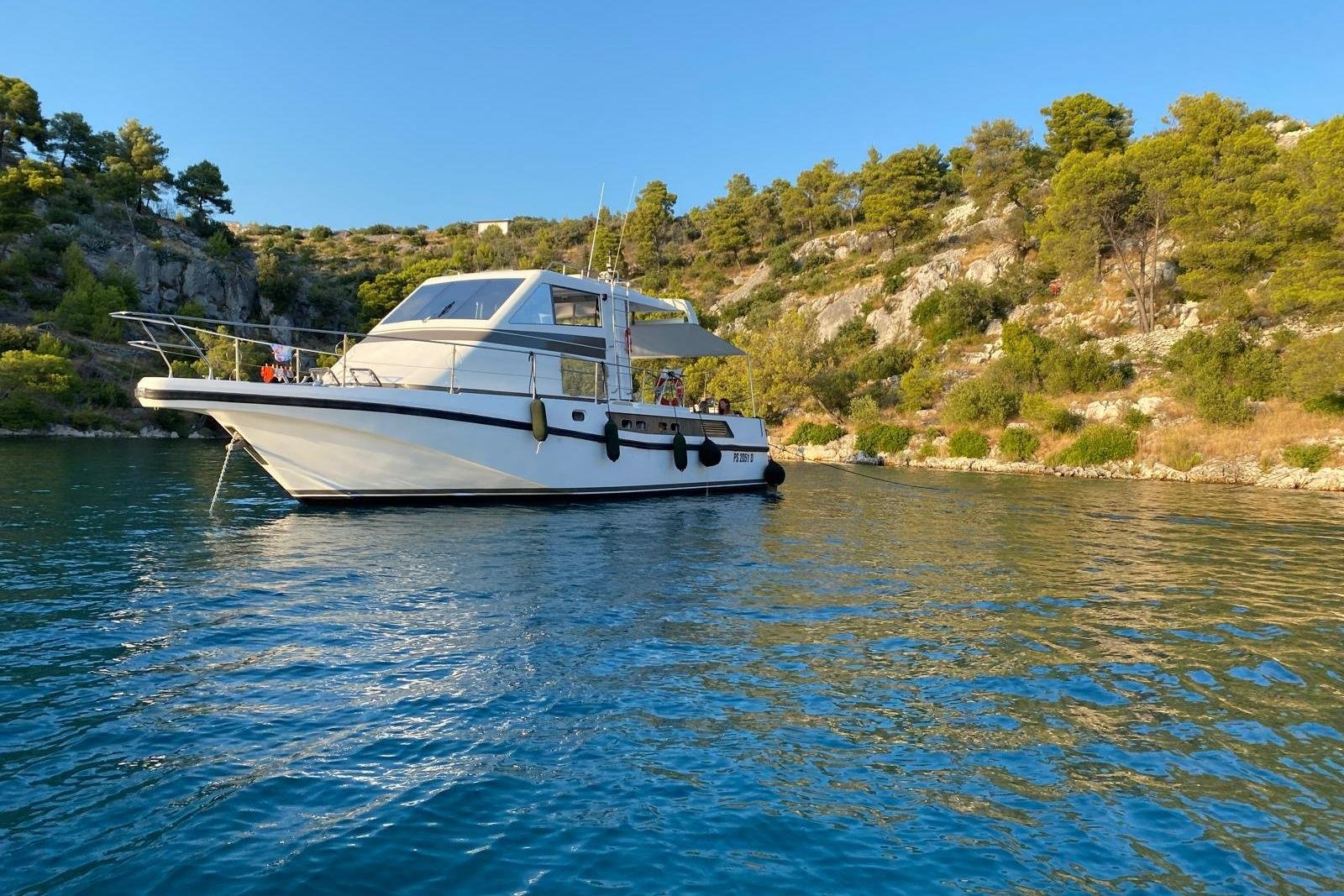 De Cesari Studio Mare Atmosfere 46 1988 "CAPTAIN BACK"