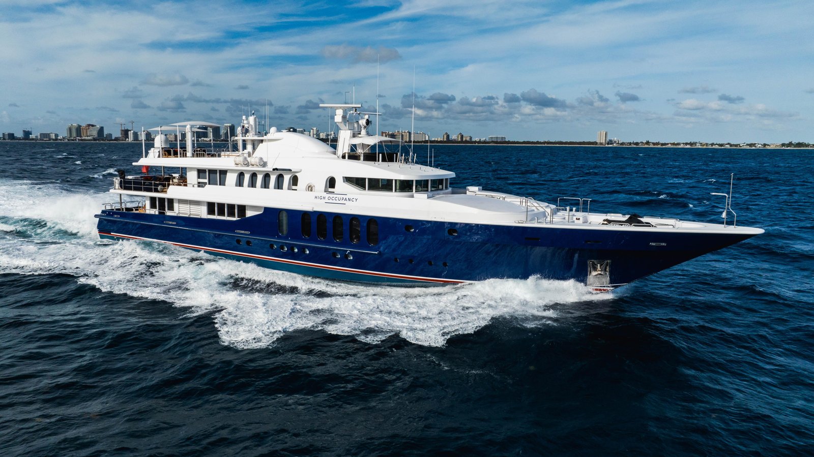 Oceanfast Custom 1989 "HIGH OCCUPANCY"