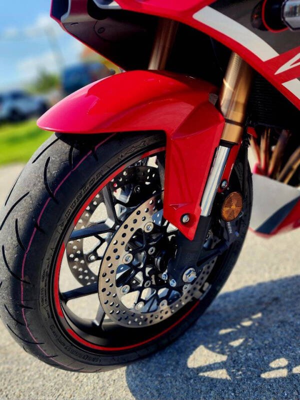 2019 Honda CBR650R - Image 14