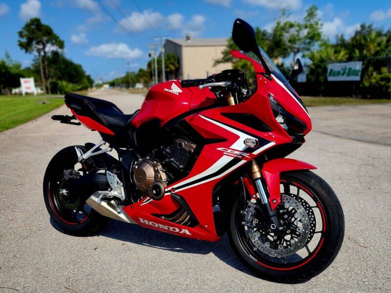 2019 Honda CBR650R - Image 3