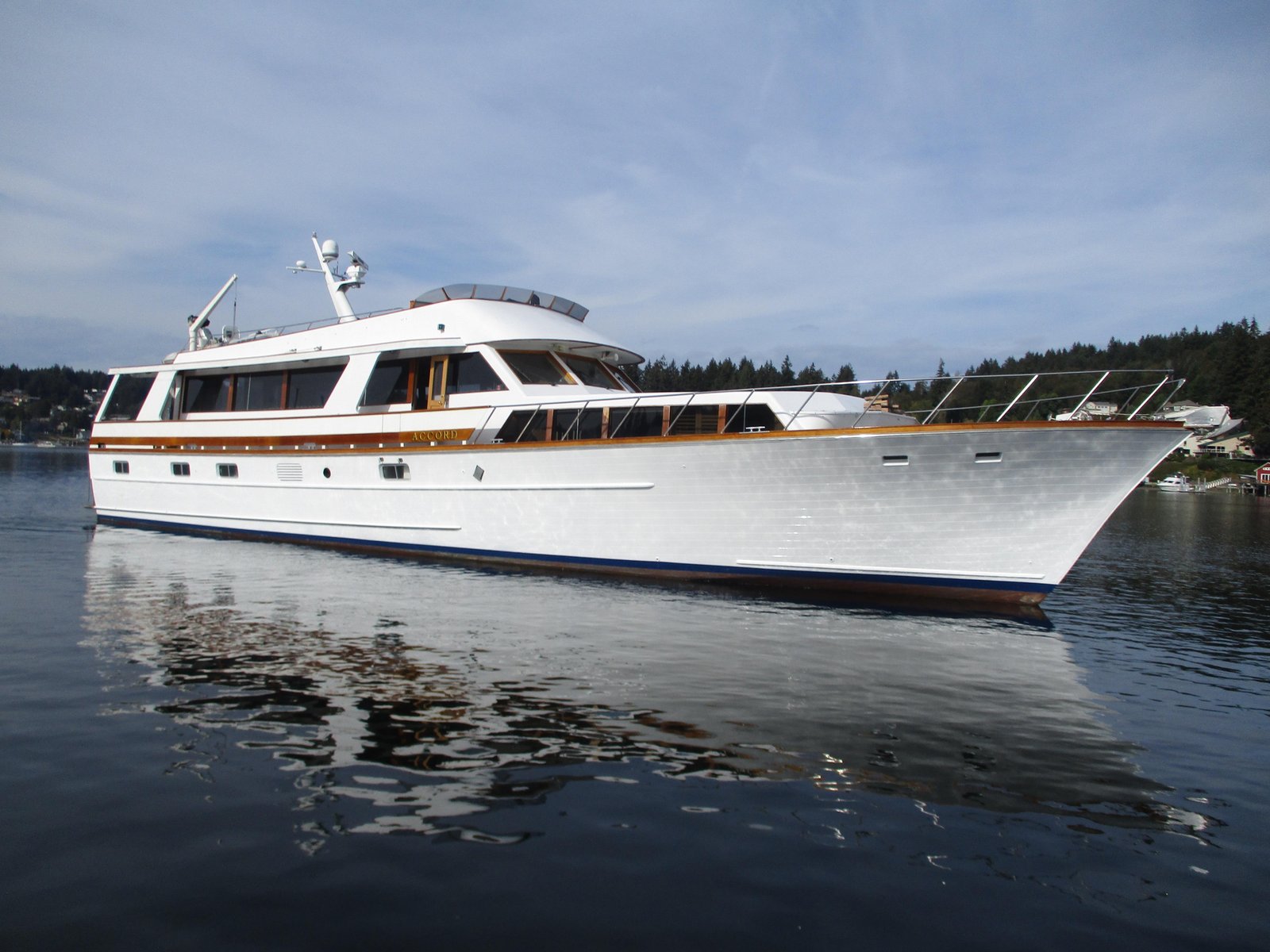 McQueen Flush Deck Motoryacht 1984 "Accord"