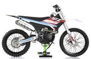 Thunder 250cc Dirt Bike Red