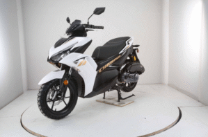 Champion 200 Efi Scooter White
