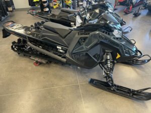 2026 Polaris RMK SP 850 155 Gloss Black Blue Dusk 840