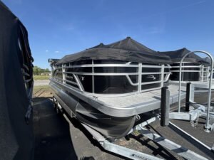 2026 Bennington S One L-Bench 20 S One L-Bench Yamaha f90