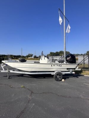 2024 Lund 1870 Predator Center Console 90 Mercury