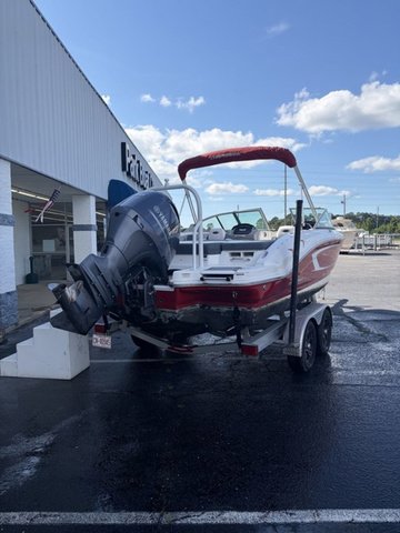 2021 Chaparral 21 Ssi OB - Image 2