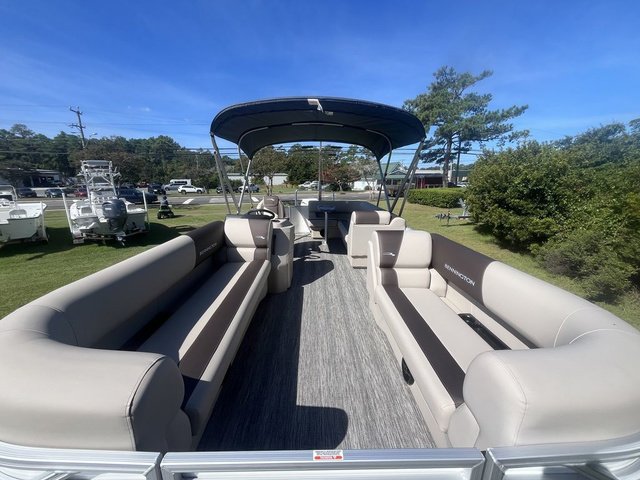 2027 Bennington 22 SL Yamaha F150XD2 - Image 7
