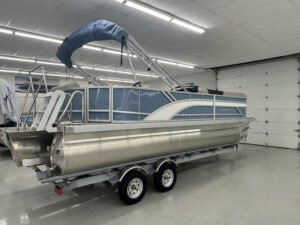 2027 Bennington S One Swingback 22 S One Swingback